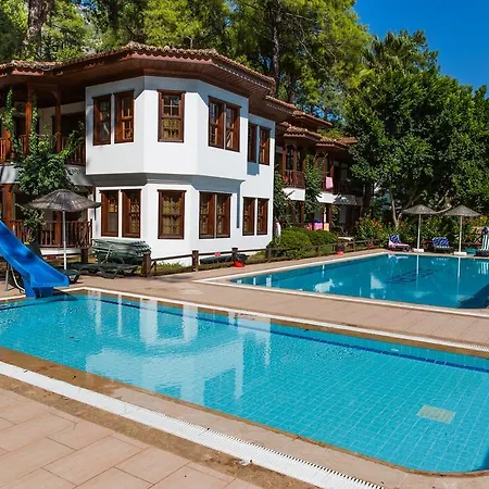 Yucelen Hotel 4*