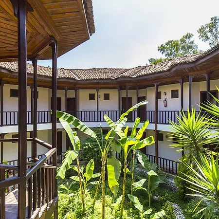 Yucelen Hotel Akyaka (Mugla)