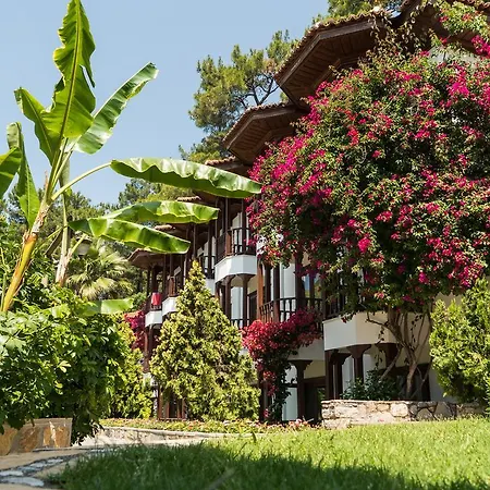 Yucelen Hotel Akyaka (Mugla)