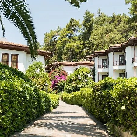 Yucelen Hotel Akyaka (Mugla)